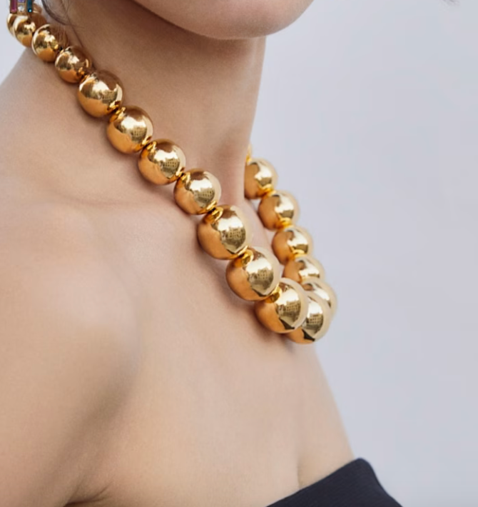 THE GOLD BALL NECKLACE