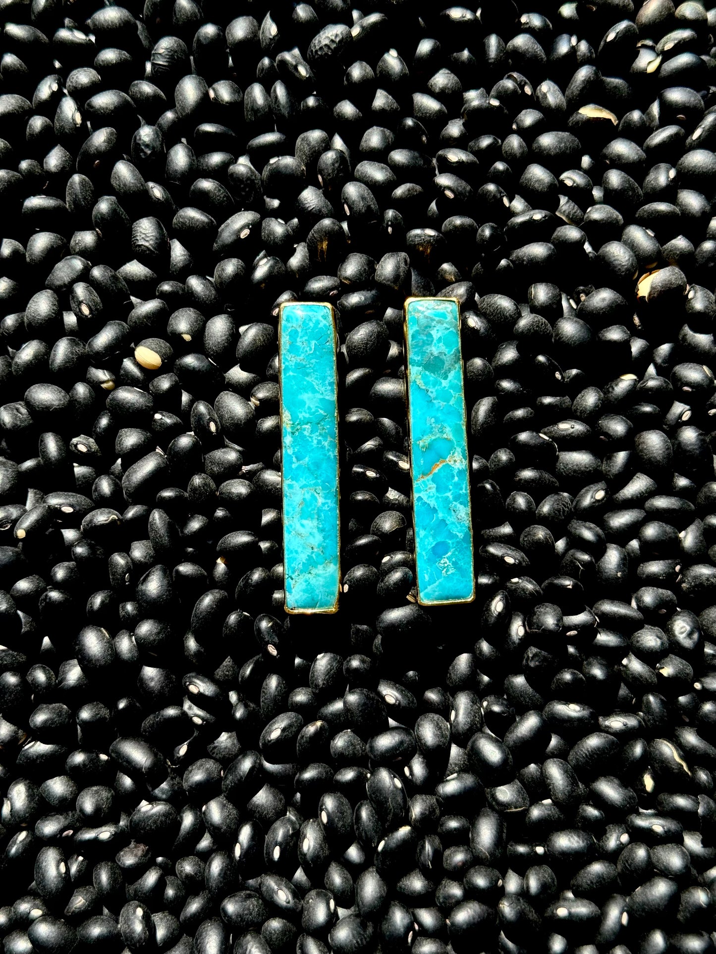 BAR EARRING