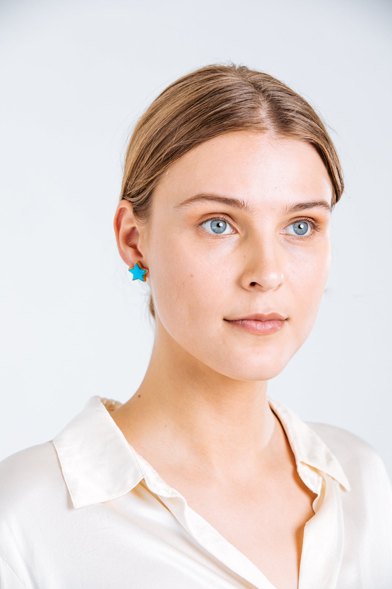 THE STAR EARRING
