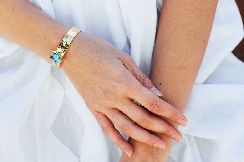 THE STAR CUFF
