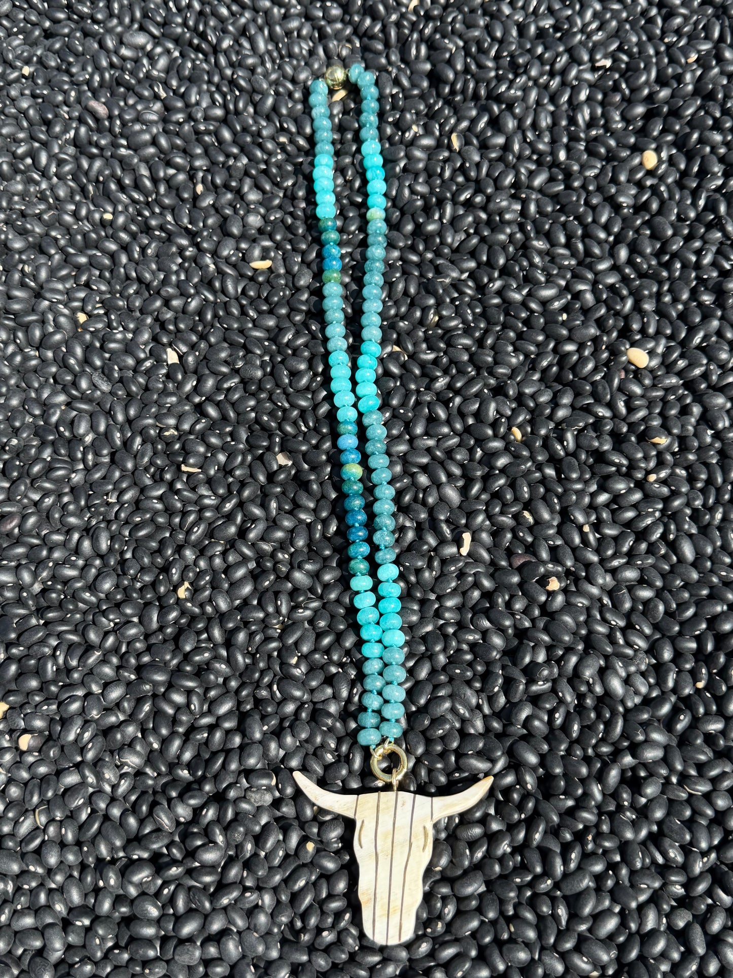 KSDxAKOLA Turquoise Ombré Beads with Longhorn