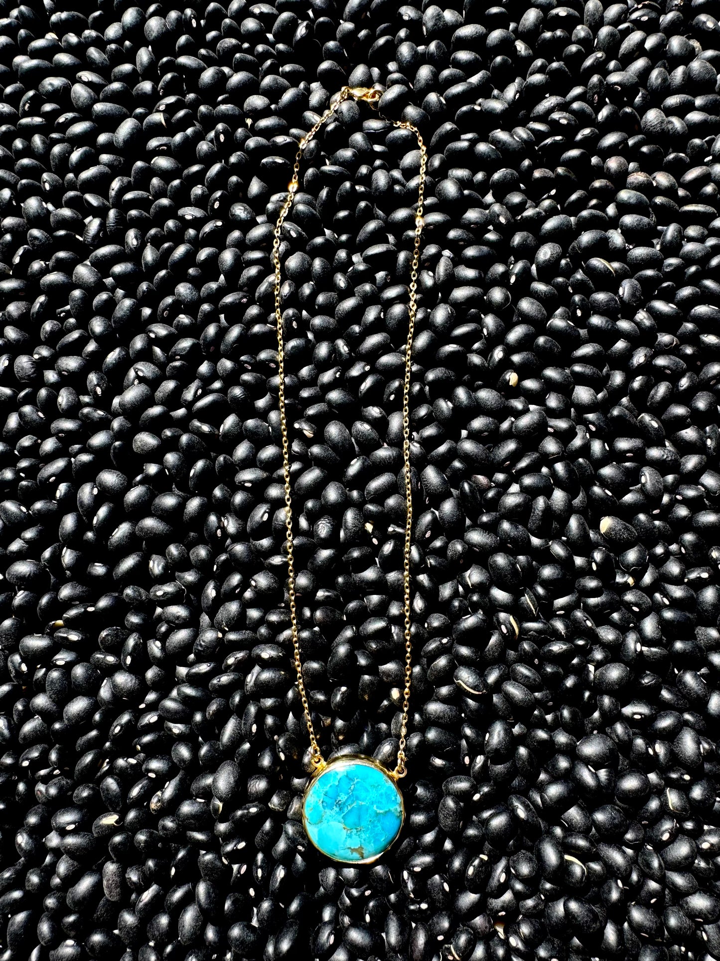 THE CIRCLE NECKLACE