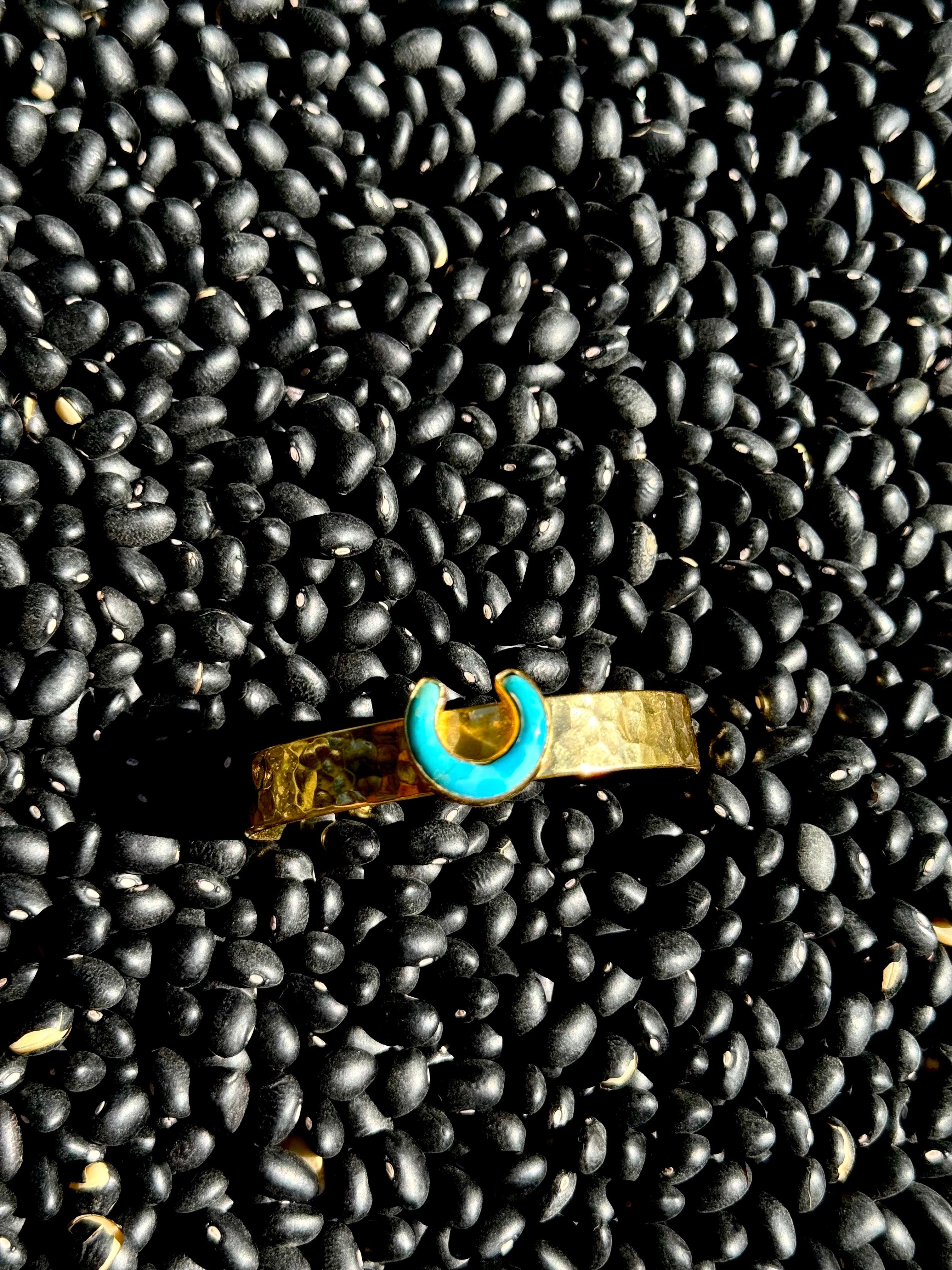 HORSESHOE CUFF-PRE-ORDER-NOVEMBER DELIVERY
