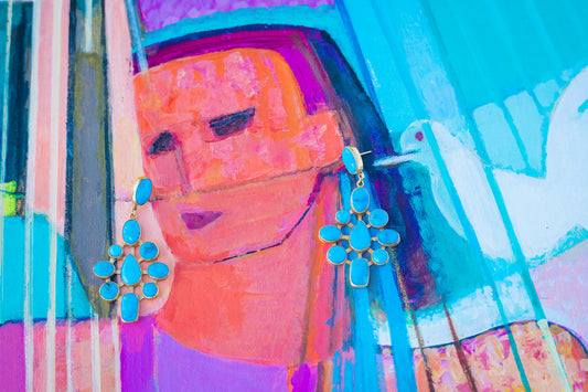 CORE DELIA DANGLE-WITH CENTER STONE