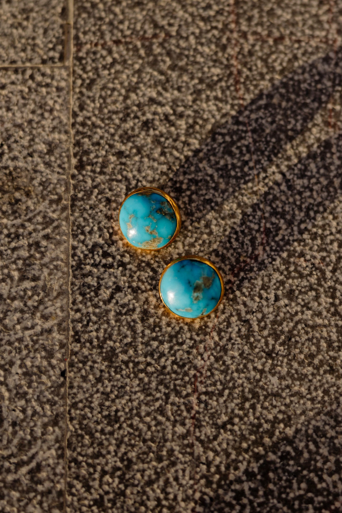 MOD CIRCLE STUD-MADE TO ORDER